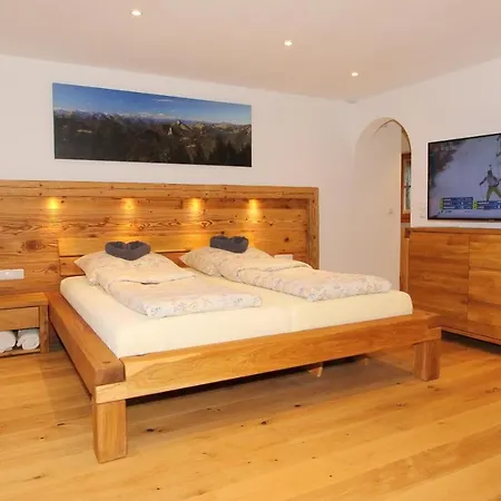 Ferienwohnung Haus Hoerth Кройт Экстерьер фото